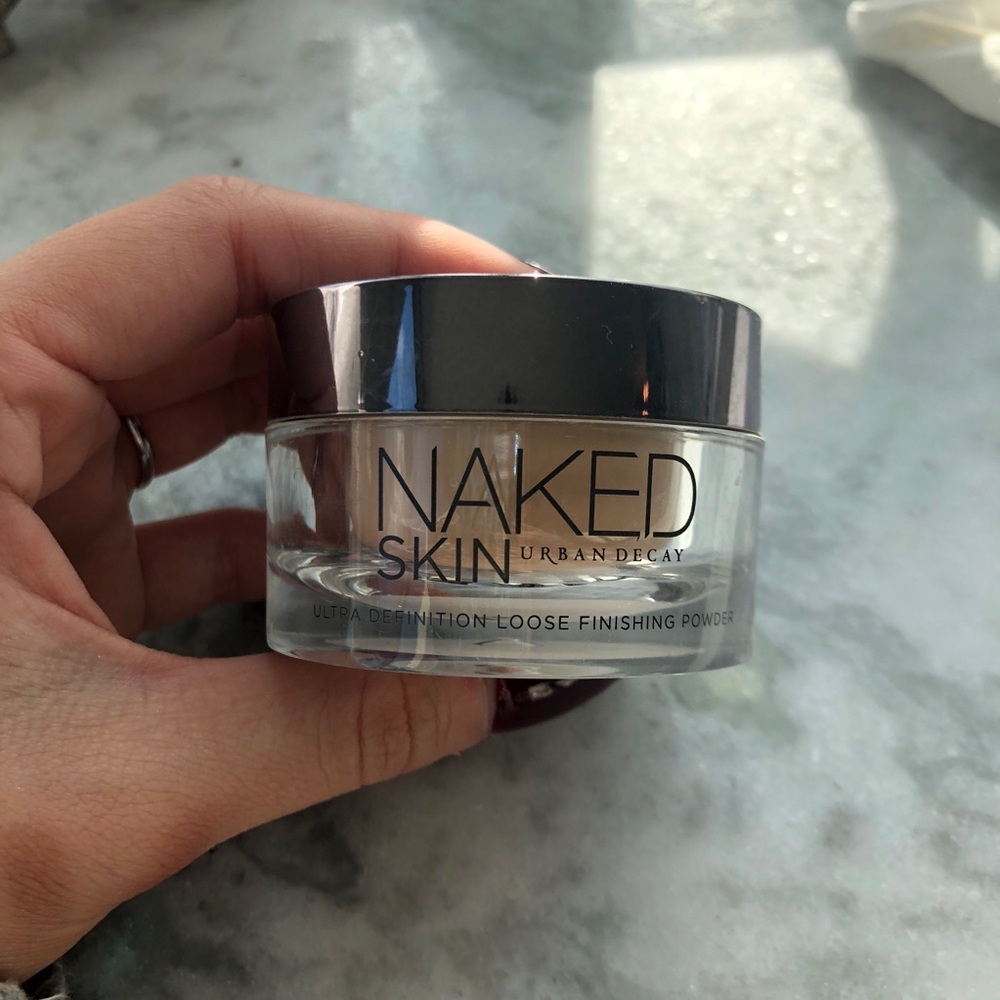 UD NAKED SKIN LOOSE POWDER